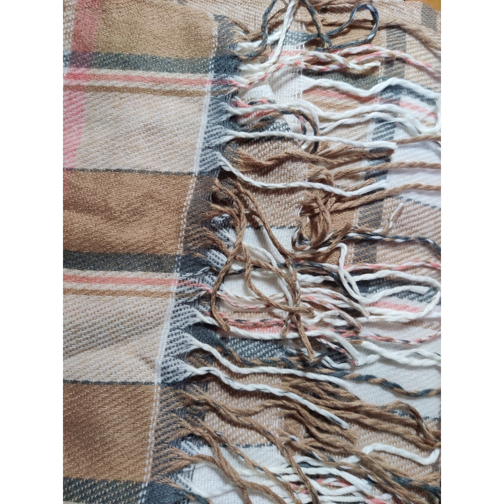 Scarf Shawl Multicolor Plaid - Picture 8 of 10